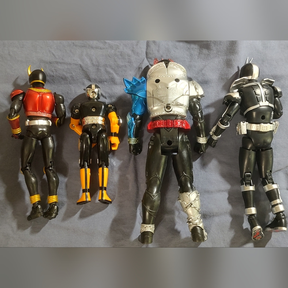 4 Rider Hero Action Figures - Picture 6 of 6